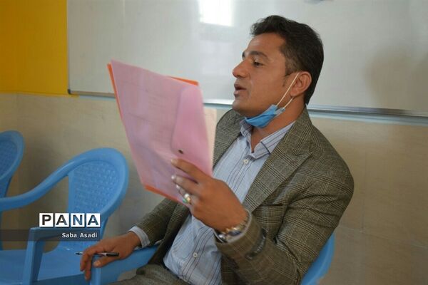برگزاری مسابقات بازی‌های فکری سرگرمی رویش در شهر گله‌دار