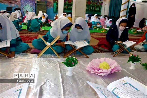 مراسم جشن قرآن در مدارس آباده