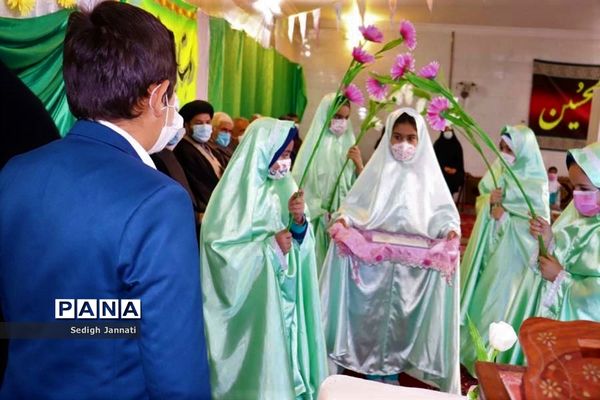 مراسم جشن قرآن در مدارس آباده