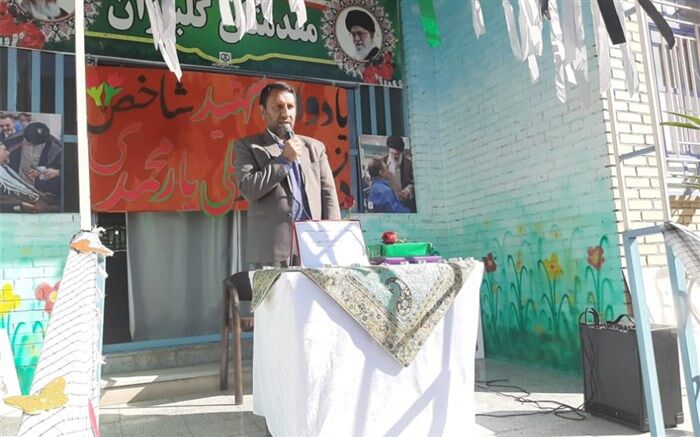 نباید بگذاریم شهدا در پیچ و خم روزگار فراموش شوند