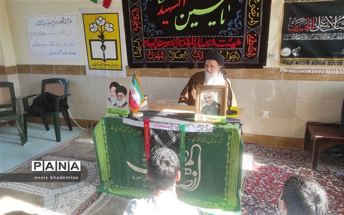 برای دانش‌آموز ایرانی هر زمان و هر مکان باید نقطه مجاهدت و تلاش باشد