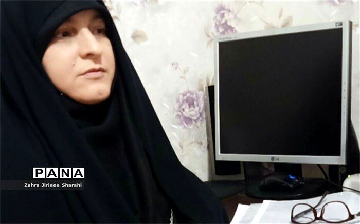 پژوهشگر کسی است که به مسائل پیرامون خود به دقت و  با کنجکاوی نگاه کند