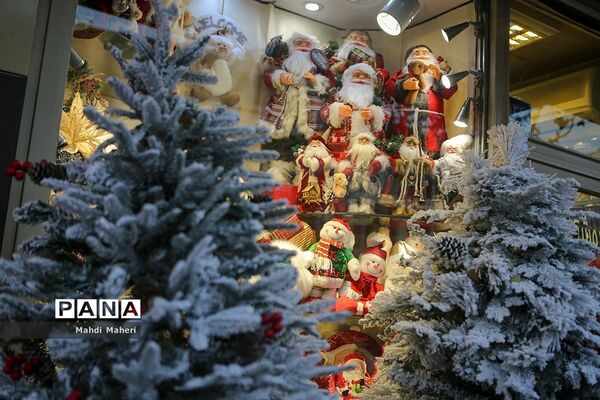 حال و هوای کریسمس در تهران