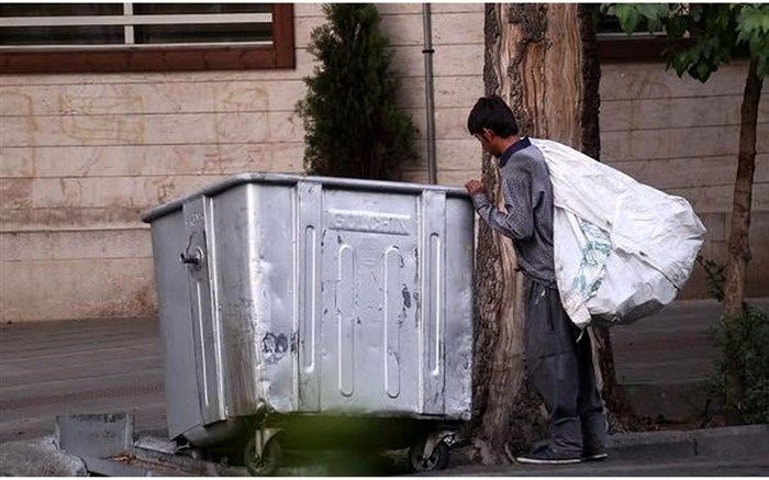زباله گردی تهدیدی برای سلامت جامعه است