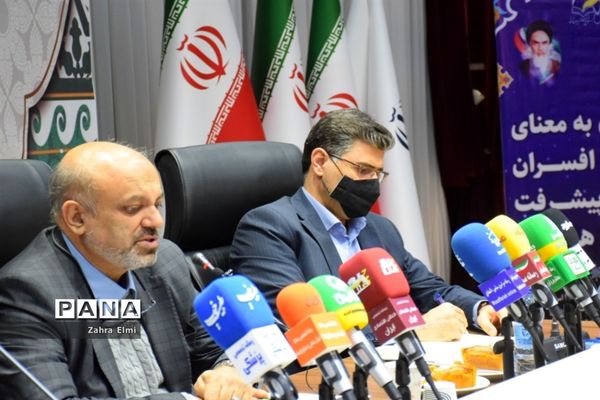 نشست جزئیات و شفاف‌سازی کمی و کیفی رتبه‌بندی معلمان در تبریز