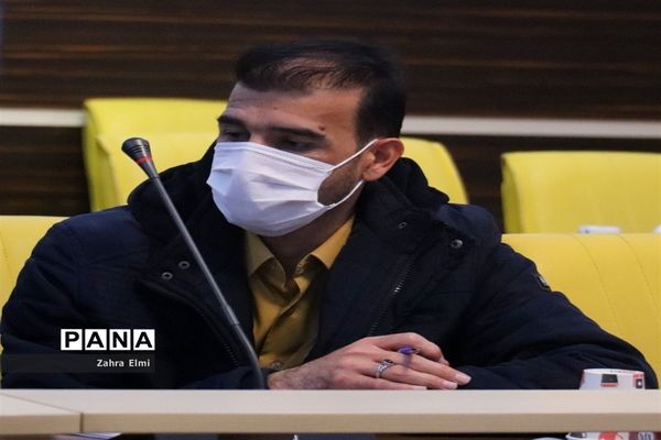 نشست جزئیات و شفاف‌سازی کمی و کیفی رتبه‌بندی معلمان در تبریز