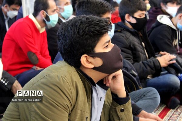 محفل انس با قرآن کریم در گلوگاه