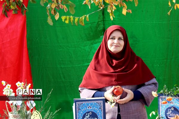 بازارچه صنایع دستی و غذاهای سنتی در دبستان تربیت گلوگاه