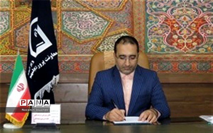 کارنامه پرورشی برای دانش‌آموزان ایجاد انگیره می‌کند