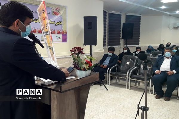 برگزاری یادواره لاله‌های روشن در ناحیه یک اهواز