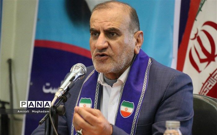 تربیت در سازمان دانش‌آموزی استمراری و سازمان‌یافته است
