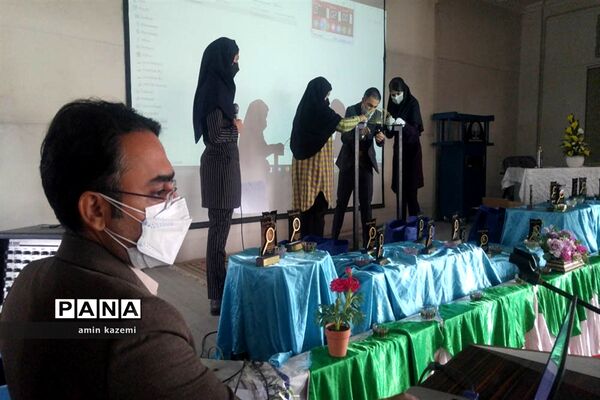 سومین دوره مسابقات سازه‌های ماکارونی و تجلیل از پژوهشگران برتر شهرستان داراب