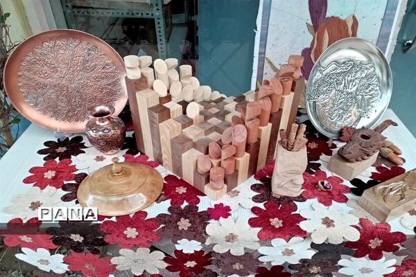 جشنواره صنایع دستی یلدا در مشکین دشت کرج