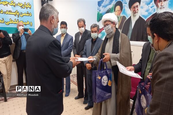 تجلیل از دست اندرکاران حمل و نقل شهرستان کاشمر