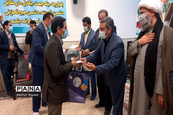 تجلیل از دست اندرکاران حمل و نقل شهرستان کاشمر