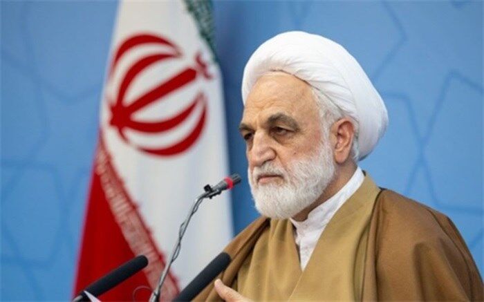 مسئولان استانی  از زیر بار مسئولیت شانه خالی نکنند