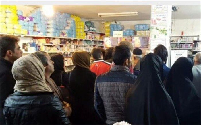 سرگردانی ۳۰۰ هزار بیمار با ضرب‌الاجل «حذف نسخ کاغذی»