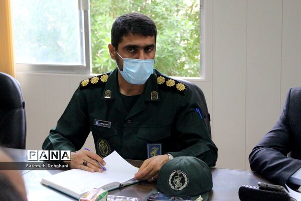 جلسه برنامه‌ریزی درس آمادگی دفاعی آموزش و پرورش استان بوشهر