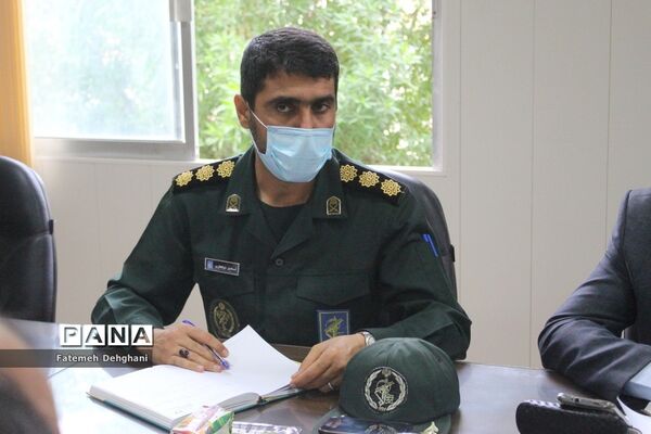 جلسه برنامه‌ریزی درس آمادگی دفاعی آموزش و پرورش استان بوشهر