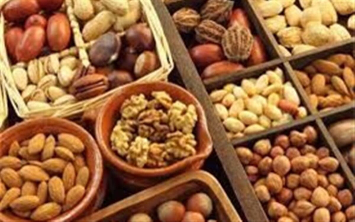 قیمت آجیل شب یلدا ۱۸۰ تا ۲۷۵ هزار تومان است