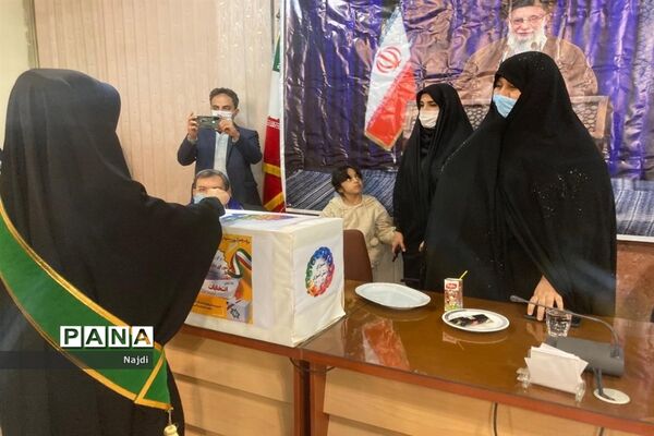 برگزاری انتخابات هیات رئیسه مجلس دانش‌آموزای منطقه 1