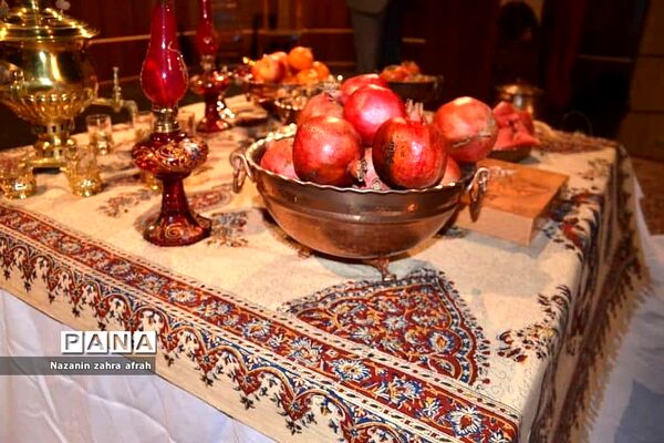 نمایشگاه نقاشی یک دقیقه بیشتر در دماوند