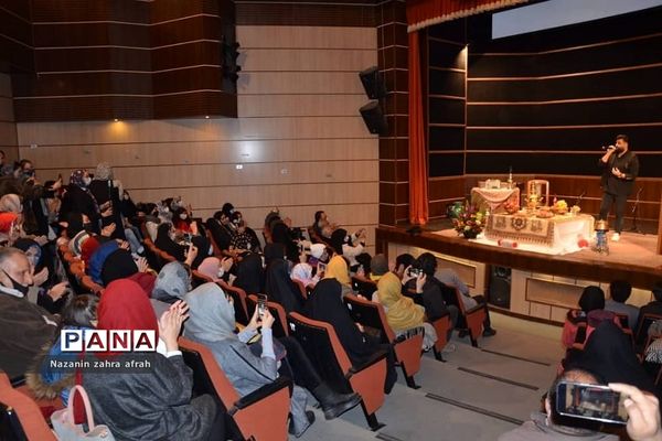 نمایشگاه نقاشی یک دقیقه بیشتر در دماوند