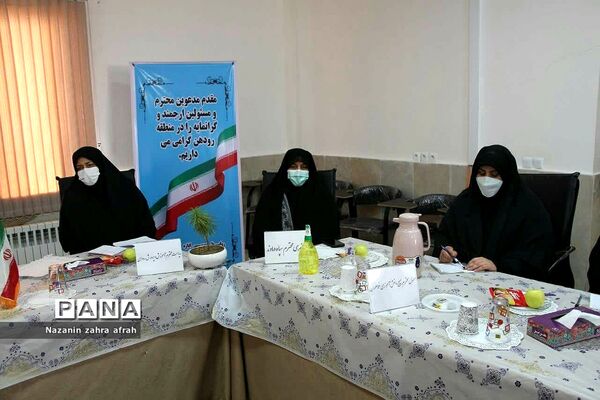 جلسه هم‌اندیشی تشکل‌های دانش‌آموزی در آموزش و پرورش رودهن