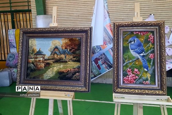 برگزاری نمایشگاه عرضه و فروش محصولات کارآفرینان شهرستان دماوند