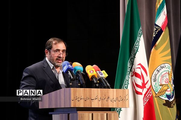 جشنواره کتاب سرو با رونمایی از  100عنوان کتاب حوزه جهاد، ایثار و شهادت