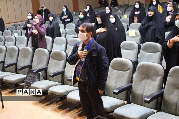 کارگروه آموزشی مربیان پیشتاز سازمان دانش‌آموزی استان همدان