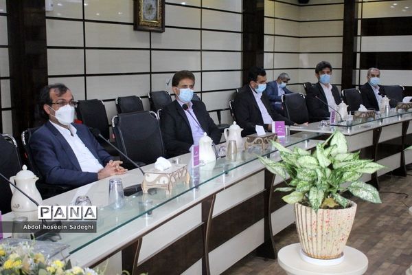 جلسه شورای معاونان  اداره‌کل آموزش و پرورش استان بوشهر