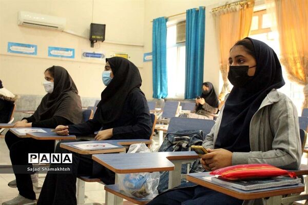 برگزاری کارگاه آموزشی خبرنویسی و عکاسی خبری در ناحیه 2 اهواز
