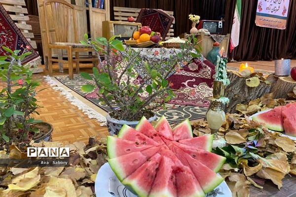 شاعرانه‌های یلدای فاطمی در آباده