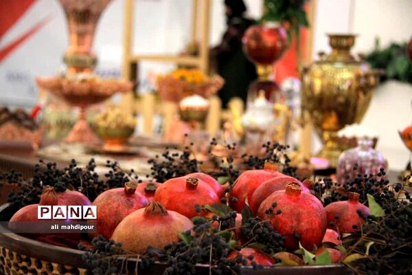 هیاهوی شهر در آستانه شب یلدا
