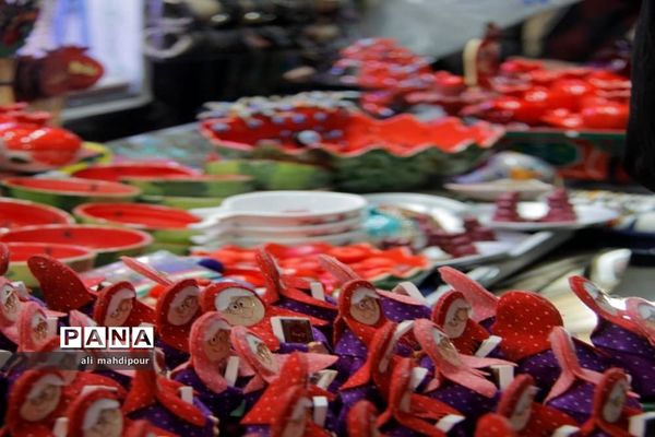 هیاهوی شهر در آستانه شب یلدا