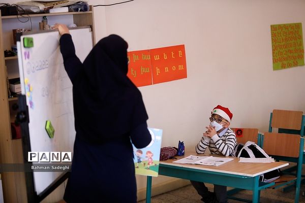 حال و هوای مدارس ارامنه درآستانه سال نو میلادی