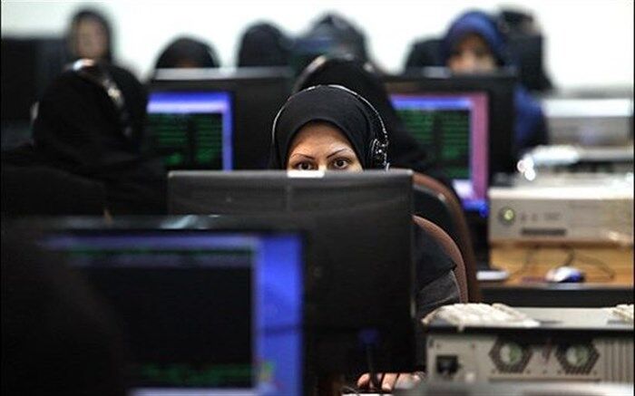 درخواست هزاران زن شاغل برای بازنشستگی با ۲۰ سال سابقه