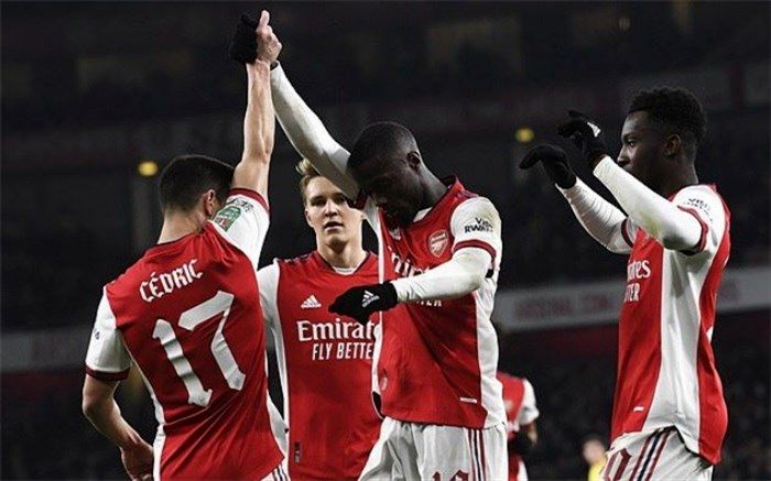 جام اتحادیه انگلیس؛ آرسنال با جشنواره گل به جام نزدیک شد