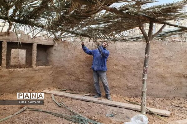 مشارکت نوجوانان در آماده‌سازی نمایشگاه ایام فاطمیه