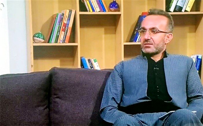 کتاب‌های ادبیات پایداری در انبارهای متولیان فرهنگی خاک می‌خورند