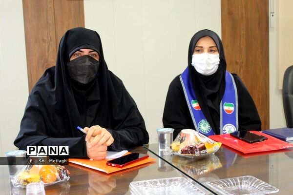 نشست کارشناسان سازمان دانش‌آموزی شهرستان‌ها و مناطق استان بوشهر