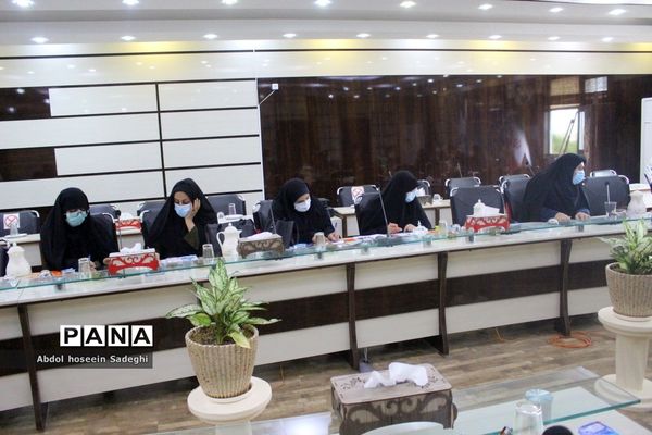 جلسه توجیهی طرح دانش‌آموز تراز انقلاب اسلامی استان بوشهر