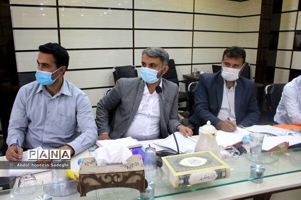 جلسه توجیهی طرح دانش‌آموز تراز انقلاب اسلامی استان بوشهر