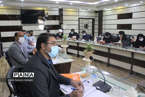 جلسه توجیهی طرح دانش‌آموز تراز انقلاب اسلامی استان بوشهر