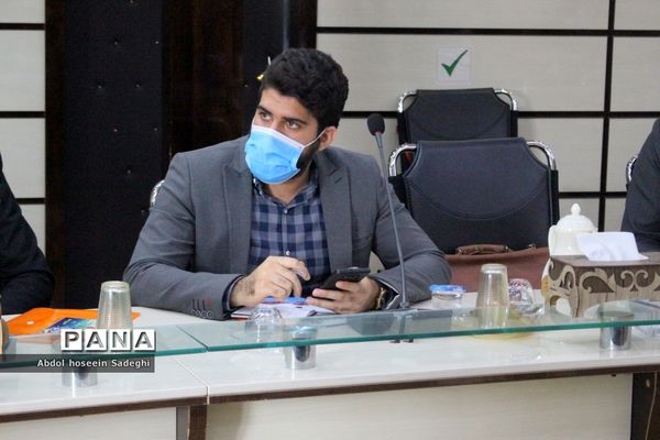 جلسه توجیهی طرح دانش‌آموز تراز انقلاب اسلامی استان بوشهر