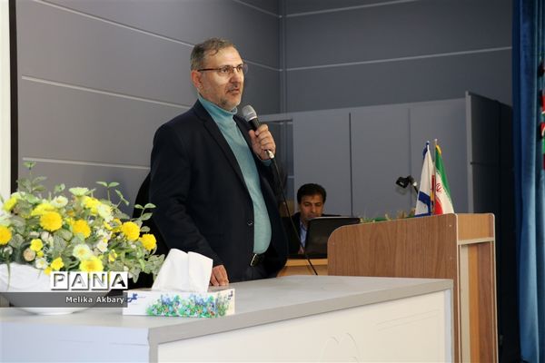 اولین نشست مشترک معاونان و مربیان پرورشی مدارس ابتدایی ناحیه ۶