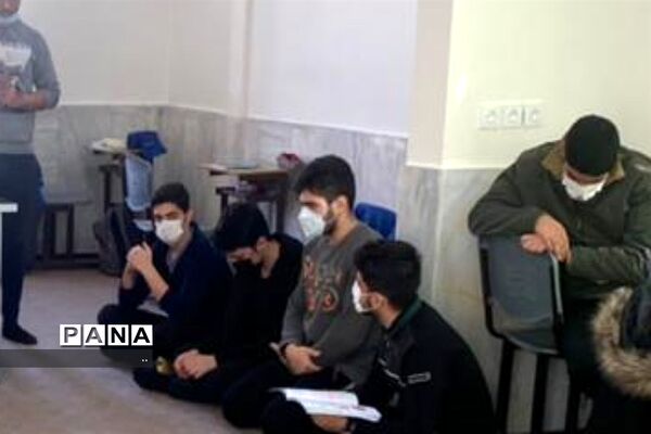 تبیین گام دوم انقلاب در دبیرستان غیر دولتی شهدای موتلفه اسلامی دماوند