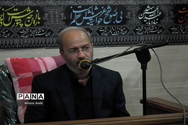 برگزاری دویست چهلمین جلسه انجمن مداحان کاشمر در حسینیه قمر بنی هاشم