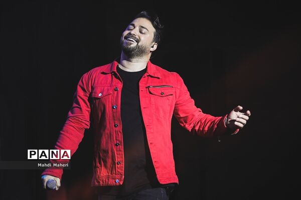 کنسرت بابک جهانبخش